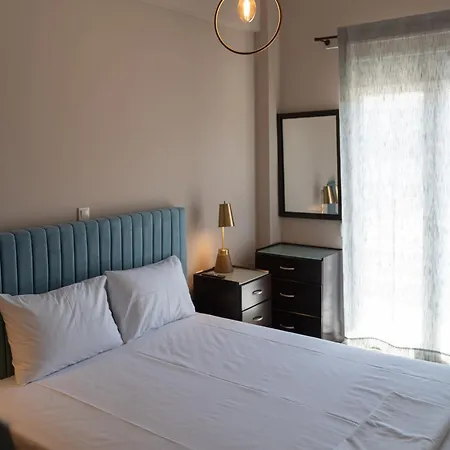 Downtown Suite, 5min To Beach